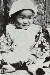 庄野潤三が2歳の時。